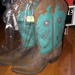 Durango cowgirl boots